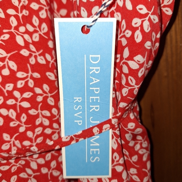 A Draper James red v-neck smocked sleeve Midi dress in a large. - Picture 4 of 12